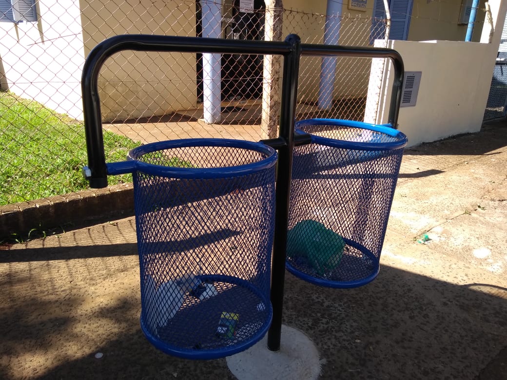 Prefeitura amplia colocação de lixeiras na cidade